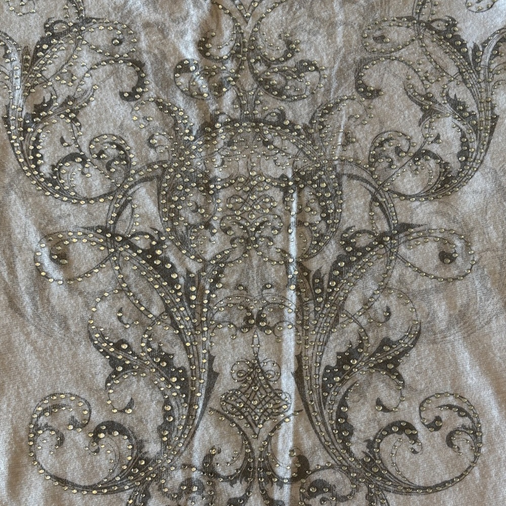 Biker chic Maurices white rhinestone cross design tank top - Picture 3 of 4